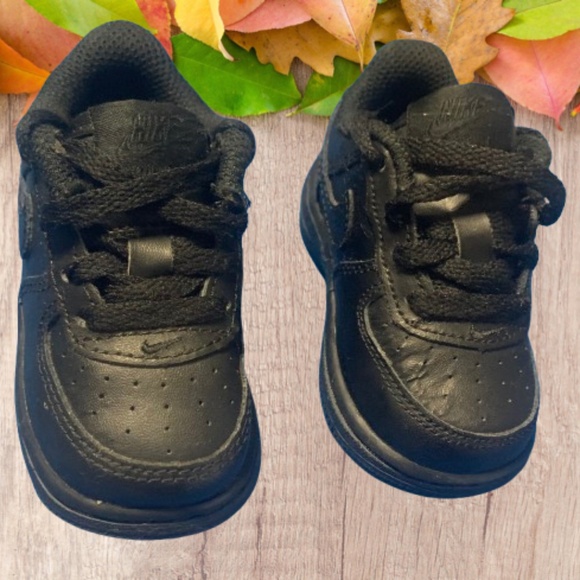 Children's Nike Air Force 1 Low Shoes Size 4c Black 314194 009 preowned - Picture 3 of 8